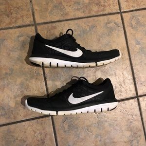 Nike Flex women’s shoe
